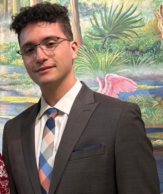Kevin, ingeniero de sistemas FIU